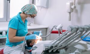 Clínica dental Mercedes Rojo